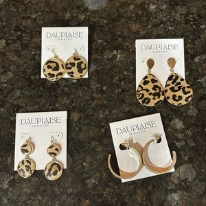 4 piece Cheetah earring set